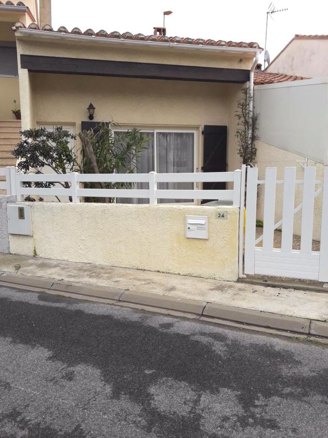 Maison Charmante A Sainte-Marie Avec Grand Jardin Esterno foto
